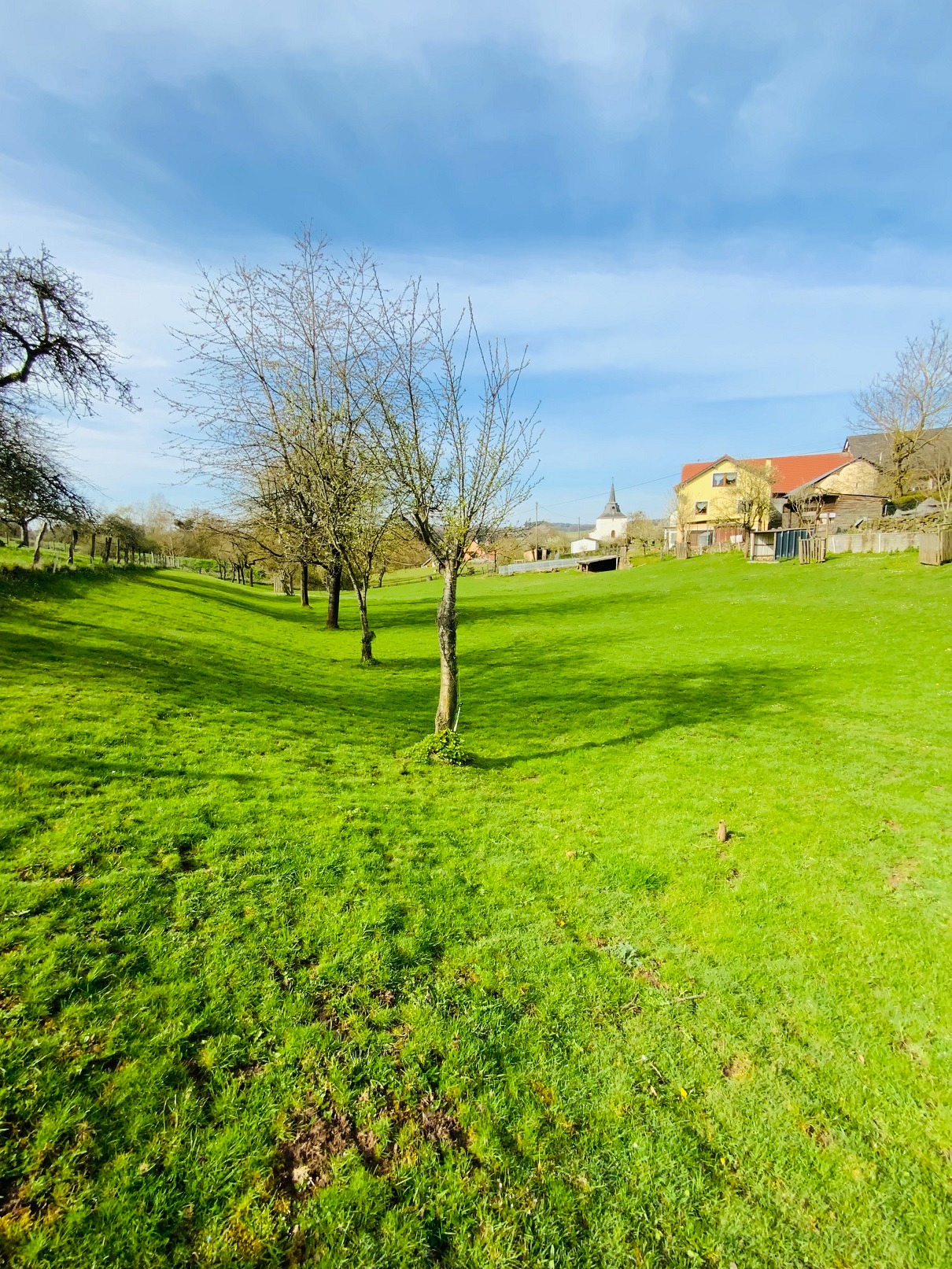 Charmantes Landhaus Ensemble exklusives Grundstück 3 983 m² in einer